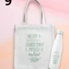 Tote bags y botella