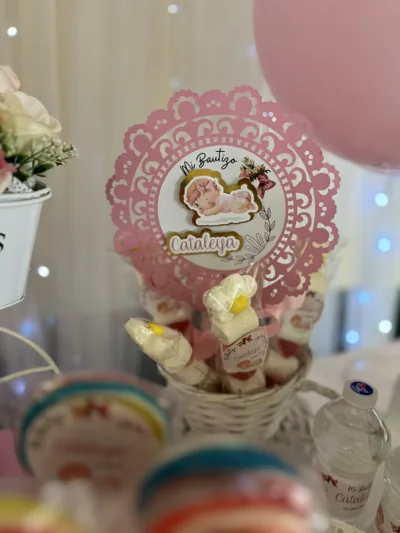 Toppers Blondas y personaje ilustrado