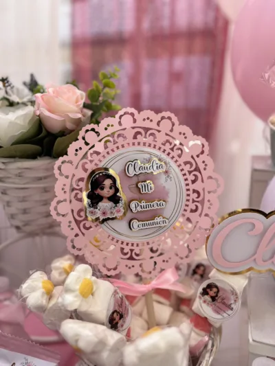 Toppers Blondas y personaje ilustrado